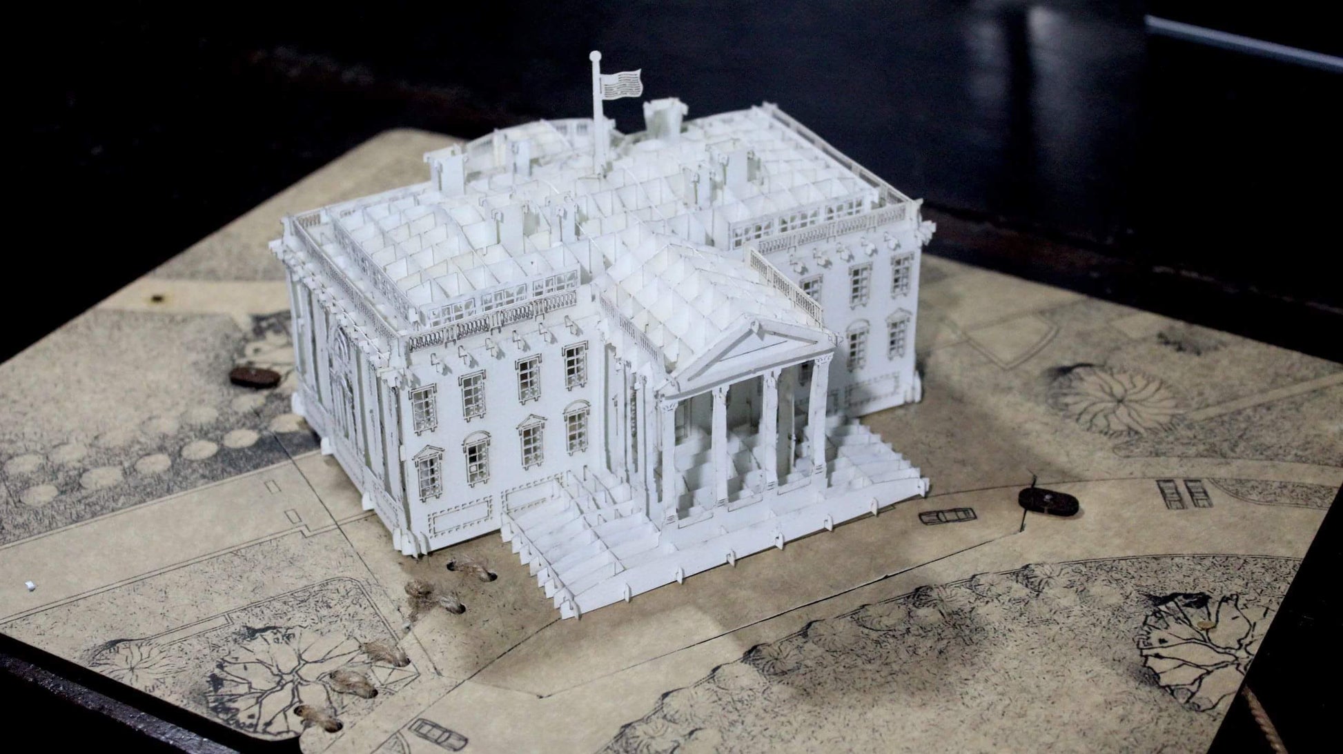 3D White House Popup with LightsWoodWander Manufacturing